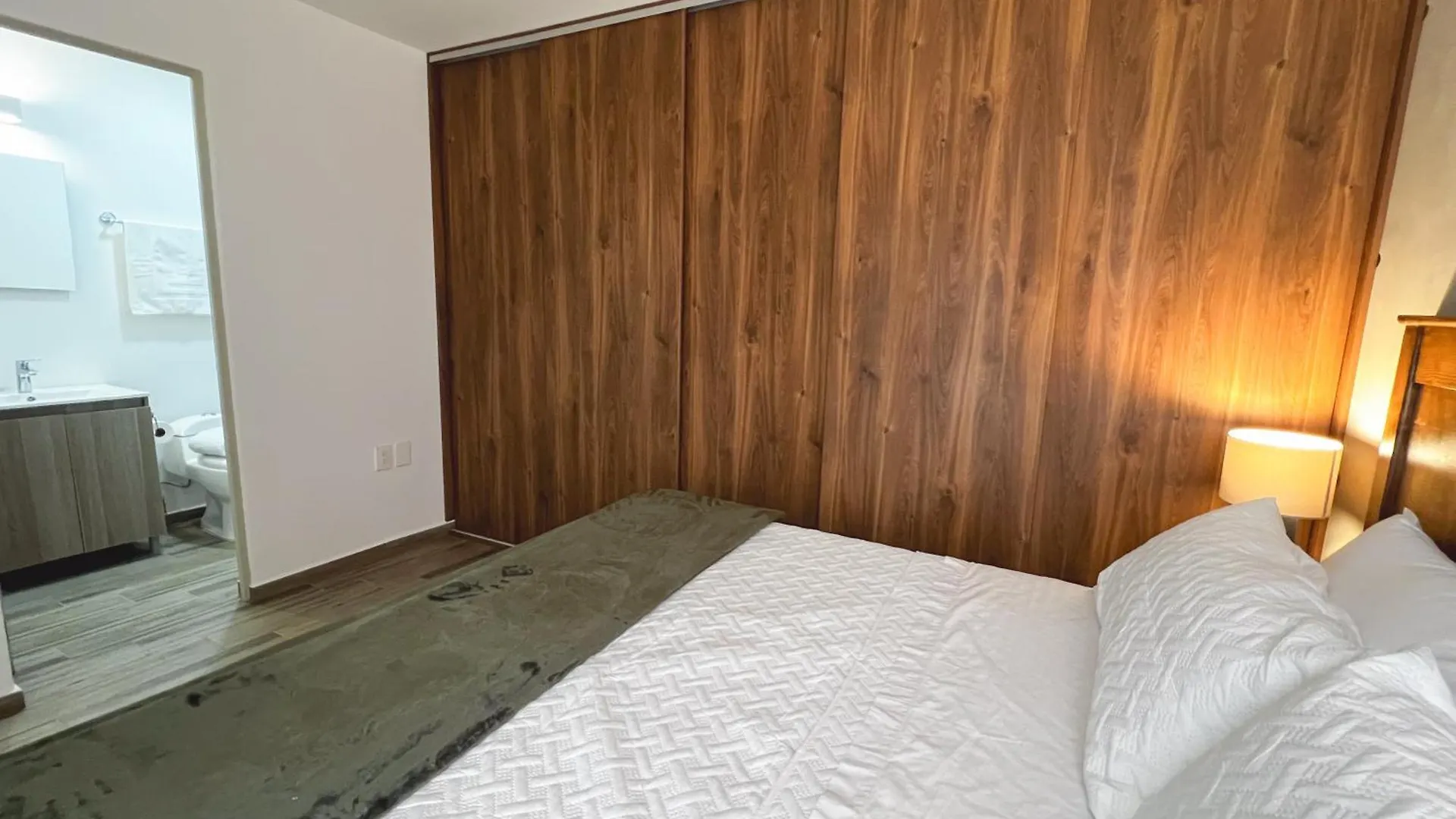 Comodo Departamento 3 Habitaciones Y 200 Mb 瓜达拉哈拉